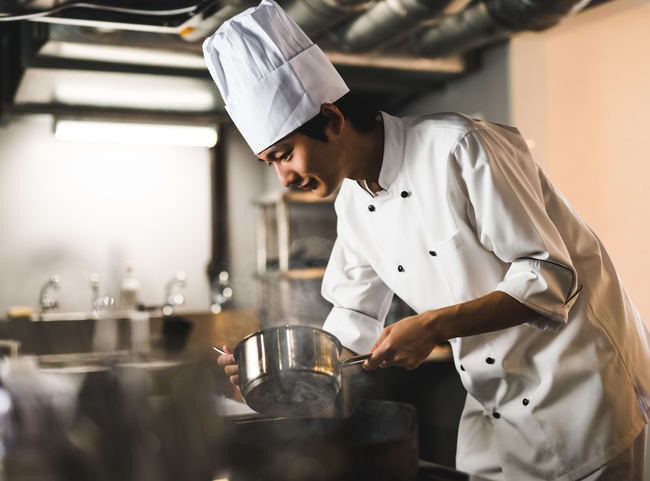 アラン・デュカス、三國シェフなど。ガストロノミ―の真髄を学ぶ料理人の書籍４選