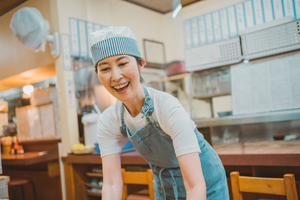 『スシロー』7年目となる一斉休業。働き方改革の一方、非正規従業員の収入減少など課題も 飲食ニュース・トレンド