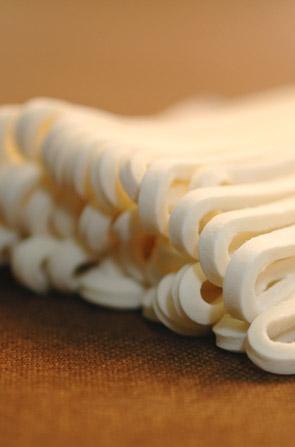 業務用半生うどん