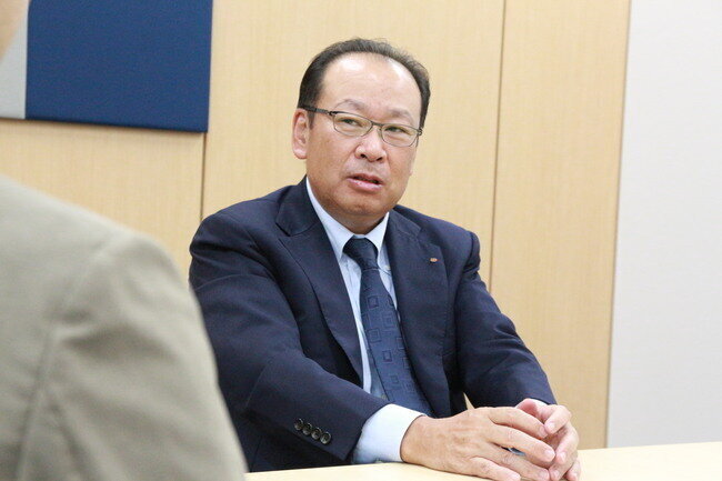 「本質的なところから変えていかなければ」。コロナ禍の窮地に対し、抜本的改革を遂行。ダイナック代表取締役社長・綾野喜之氏が唱える「サステナビリティ経営」と、外食産業へのメッセージ