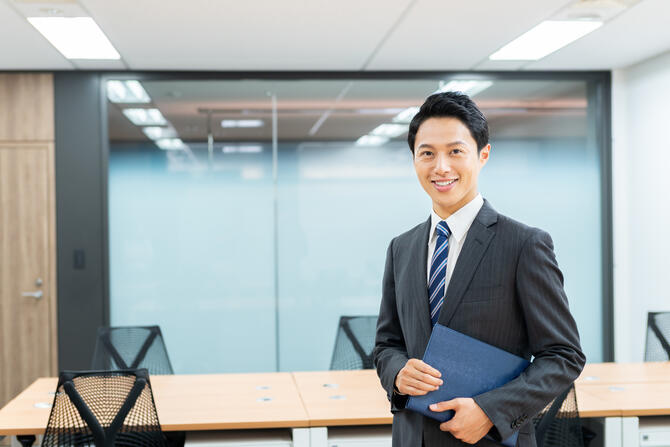 飲食店の空き物件が出やすい時期はある？ 時期の読み方・探し方を解説