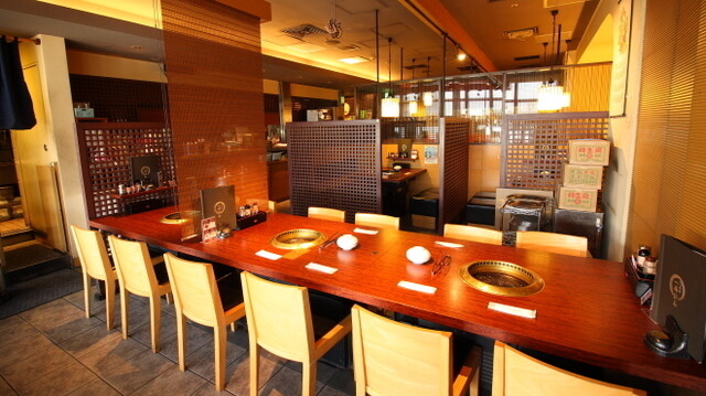 一升びんの店内